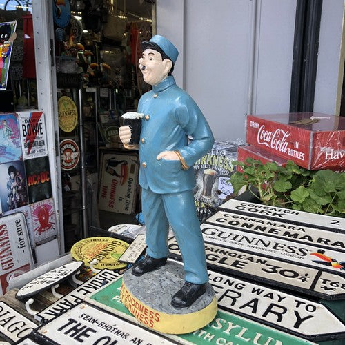 Guinness Large Zoo Keeper Figure
