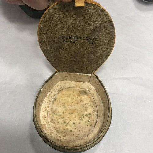 Vintage Naturelle Powder Box