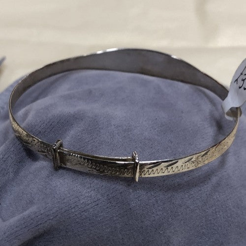 Sterling Silver Childrens Bangle 5cm Extends