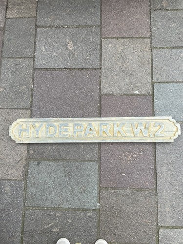 Hyde Park W2 Vintage Style Wooden Sign