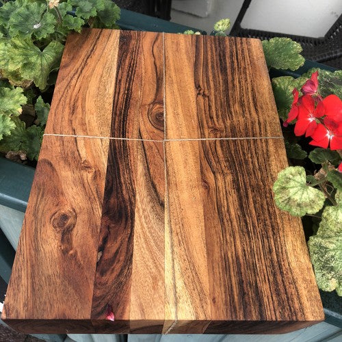 Acacia Chopping Board