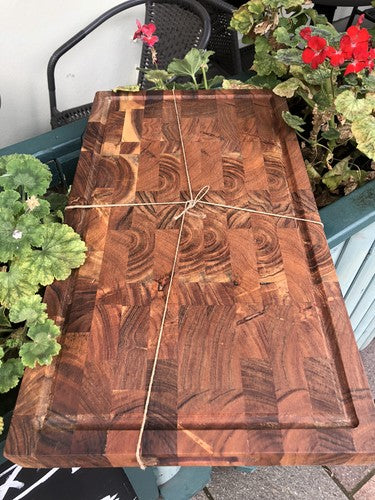 Acaica Chopping Board