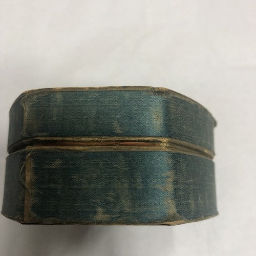 Vintage Naturelle Powder Box