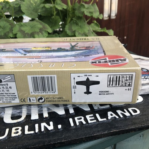 Airfix Classic Airliners HS Trident IC Series 3
