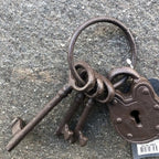 Keys With Padlock Cast Iron On Ring