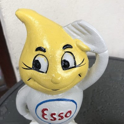 Mr & Mrs Esso New Design