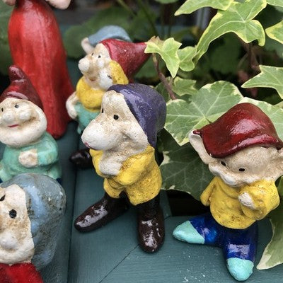 Snow White And 7 Dwarfs Cast Iron